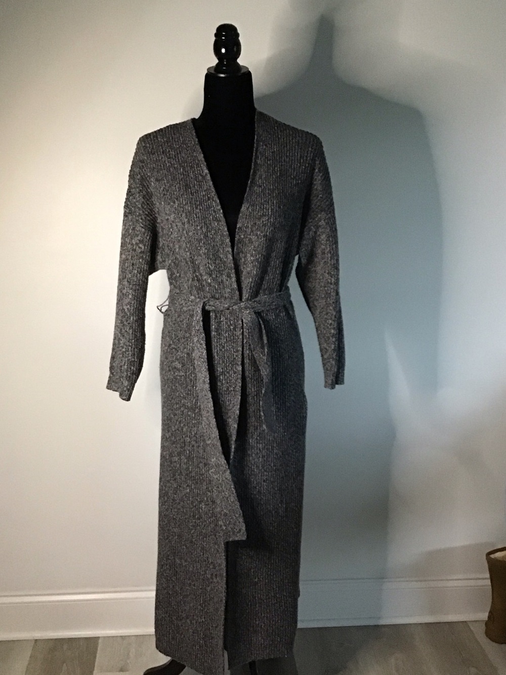 Long Marled Gray Knit Sweater - Picture 6 of 11